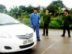 Chết vì quấy rầy đôi trai gái đang 'mây mưa' trên taxi