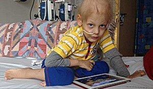 Bị khối u ung thư, bác sĩ 'phán' táo bón