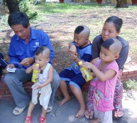 Lãnh án vì cái bạt tai trả thù tình địch thay mẹ