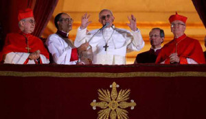 Clip: Tân Giáo hoàng lần đầu xuất hiện trước công chúng