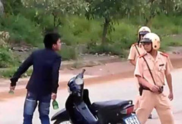 Chống người thi hành công vụ: Nên cho phép bắn