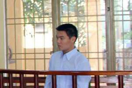 Lên cơn ghen ra tay chém chết bạn gái