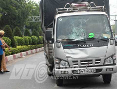 Hỗn chiến giữa phố Sài Gòn vì giành chỗ bán chim