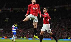 Rooney lập công, MU chạm một tay vào chức vô địch