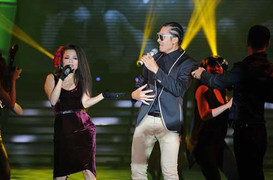 Cặp đôi hoàn hảo: Diễn trò, tấu hài nhiều hơn hát