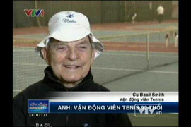 Clip: Cụ già 92 tuổi chơi tennis giỏi hơn thanh niên
