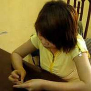 Bị 141 truy bắt, hất bạn gái khỏi xe bỏ chạy