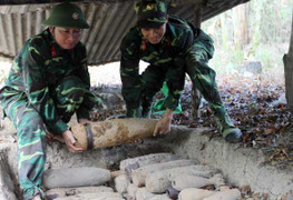 Những người khắc chế 'thần chết' sau chiến tranh