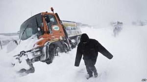 Chuyên gia VN giải mã bão tuyết châu Âu, hạn miền Trung