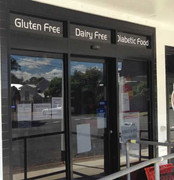 Khác người, cửa hàng thu phí vào ngắm sản phẩm