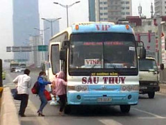 Video: Trở lại 'chốn vô luật pháp' ngay giữa thủ đô