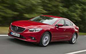 Đối thủ lớn của Toyota Camry dính lỗi dễ cháy