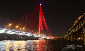 Ngắm bộ đôi cầu đạt kỷ lục thế giới tại Việt Nam