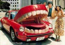 Choáng với những chiếc ô tô quái đản nhất thế giới