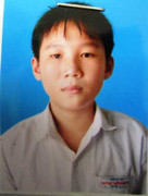 Mâu thuẫn tình cảm, chém người trước tiệm game