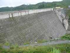 'Cứ mưa, Thủy điện Sông Tranh 2 lại chao đảo'