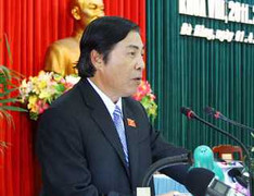 Ông Bá Thanh 'nắn gân' công chức làm bậy