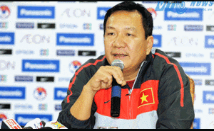 HLV trưởng ĐTVN vẫn nhận hơn 100 triệu/tháng