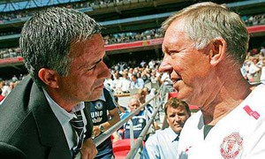 Sir Alex sắp mất kỉ lục vào tay Mourinho