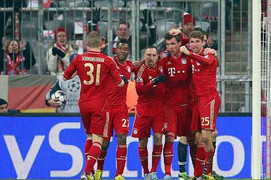 Hạ đẹp Juve, Bayern Munich rộng đường đi tiếp