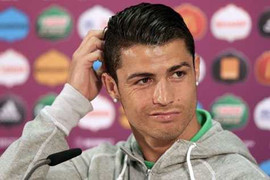 Sao trẻ Na Uy thách Ronaldo 'rang lạc'