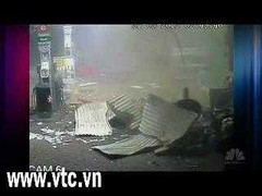 Clip: Táo tợn cướp ATM bằng chất nổ ở Anh