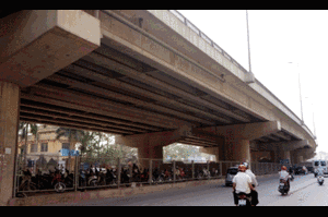 Khai tử bãi trông giữ xe ở chốn ‘vô luật pháp’ giữa HN