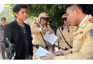 Bộ trưởng Thăng: Cấm ‘xin xỏ’ khi vi phạm giao thông