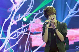 Bùi Anh Tuấn lại bị đình chỉ tại Bài hát yêu thích