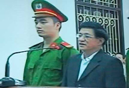 Đề nghị cho nguyên Chủ tịch Tiên Lãng hưởng án treo