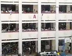 Xé đề cương Sử, học sinh THPT Nguyễn Hiền thanh minh