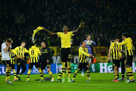 Dortmund tái hiện siêu phẩm ngược dòng kiểu MU