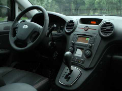 Kia Carens giá mềm có đáng mua?