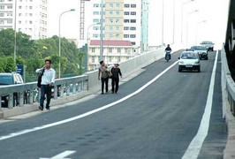 'Chốn vô luật pháp’: Lãnh đạo Hà Nội hứa gì?