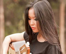 Nghệ sỹ xuất sắc nhất châu Á chơi guitar tại Hà Nội