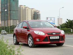 900 triệu có nên mua Ford Focus S?