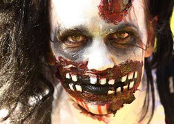 Hãi hùng 'hồn ma' xuất hiện trên phố ở Nhật