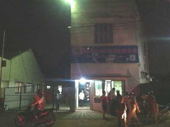 Một Phó Giám đốc treo cổ trong phòng làm việc