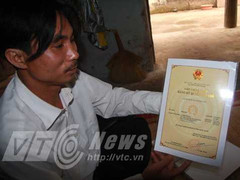 ‘Dị nhân thần thông’ ở Hà Nội: Cứ hát là trời đổ mưa!