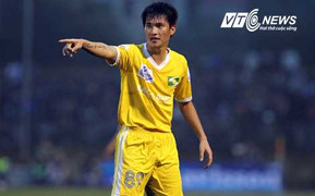 Công Vinh ngộ độc phải nghỉ thi đấu