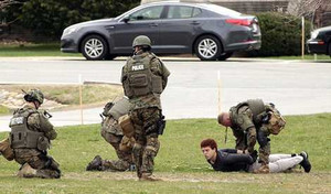 Nghi phạm đánh bom Boston cán xe qua anh trai