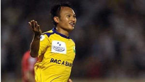 Vắng Công Vinh, SLNA vẫn nghiền nát 'gạch'