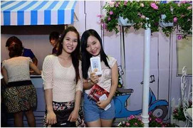 Clip gây sốc: Dùng dao tra tấn điện thoại SS Note2