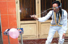 Kỳ nhân xứ Việt: Bơm xe, phóng phi tiêu bằng mắt