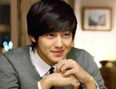 Sang Việt Nam, ‘mỹ nam’ Kim Bum có gì mới?
