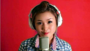 Nữ sinh xinh đẹp cover 'Đường cong' ngọt ngào