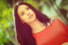 Ngô Thanh Vân bán kim cương làm từ thiện