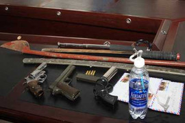 Bắt nhóm 'giang hồ đất Cảng' cùng nhiều súng đạn