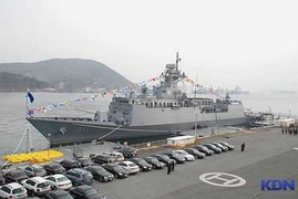 Trung - Nhật - Hàn đua nhau đóng tới 400 tàu chiến