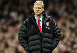 Wenger nói gì về Van Persie trước trận gặp MU?